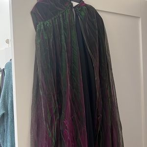 Women’s cape
